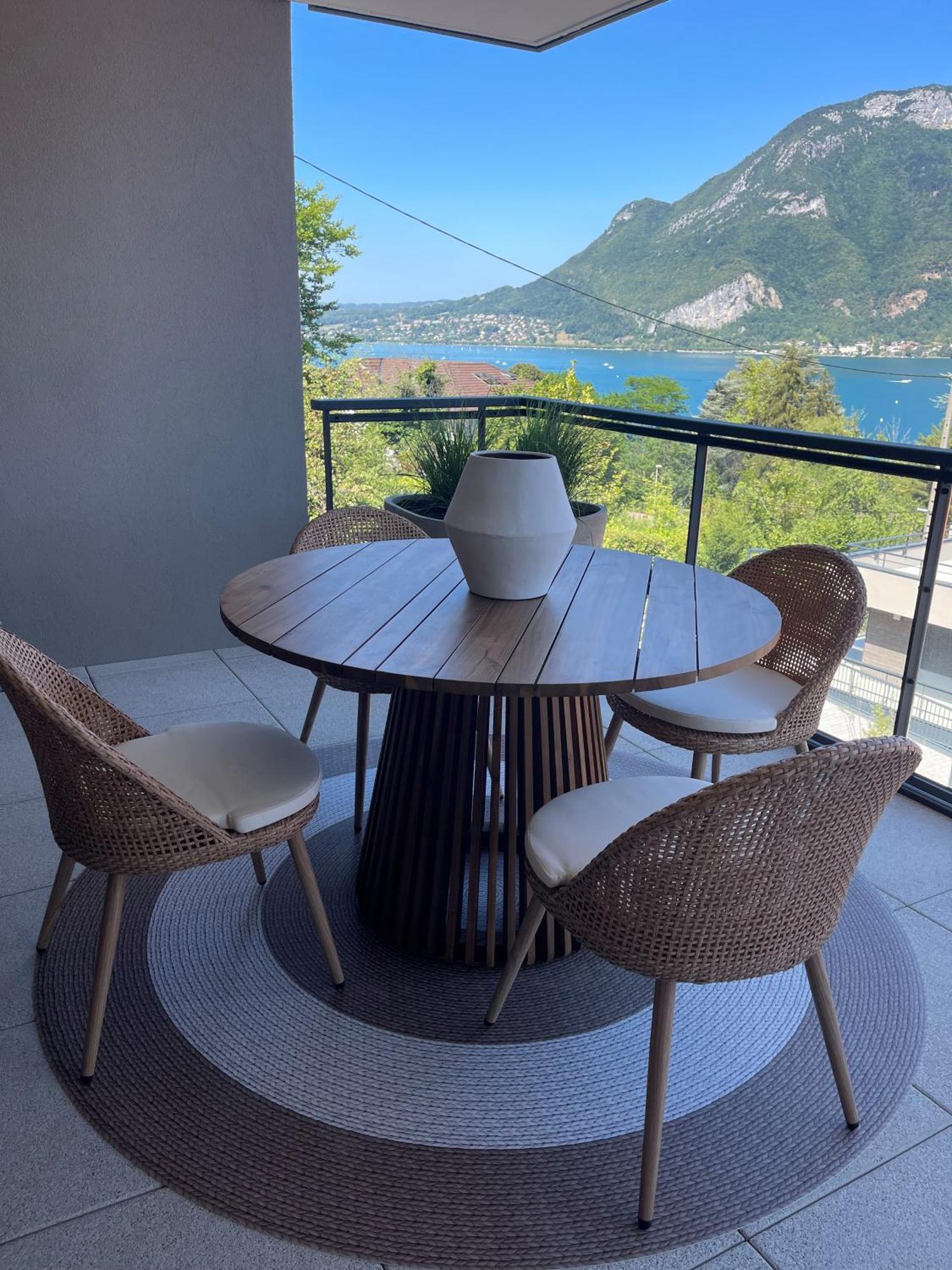Hotel Beauregard, The Originals Relais Sevrier Bagian luar foto