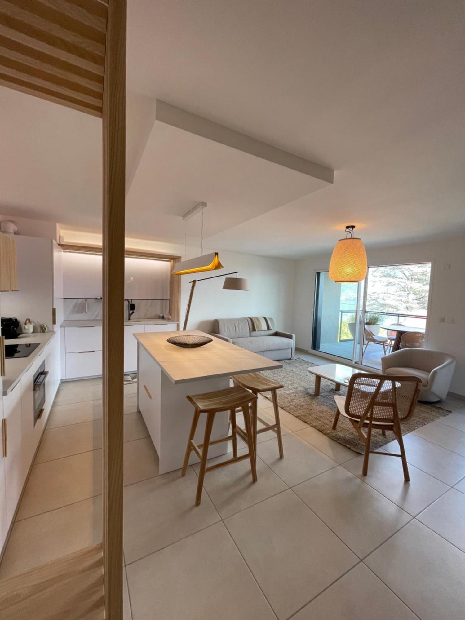 Hotel Beauregard, The Originals Relais Sevrier Bagian luar foto